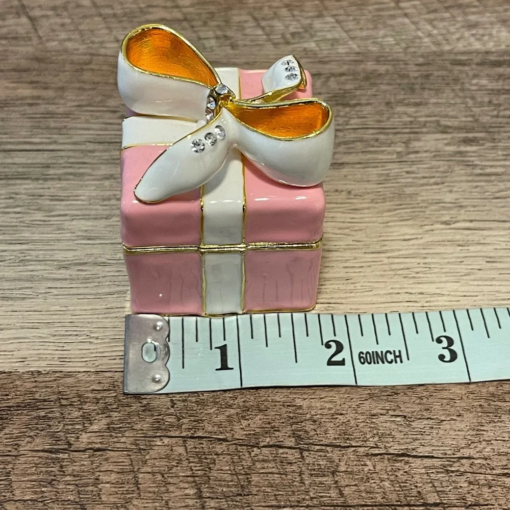 N/A charming pink